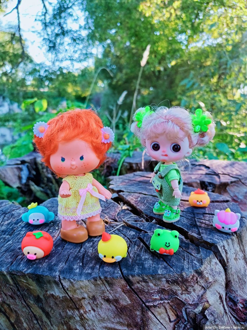 Мусенька и Ягодка. Прогулка