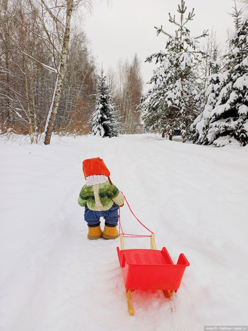 Предновогоднее. Как Мишка за ёлочкой в лес ходил