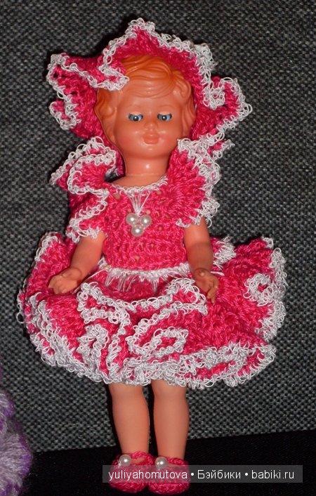 Мои вязалочки. Пупсики в новых одёжках.