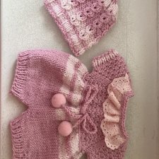 Вязанные комплекты для маленьких кукол