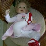 Про девочку Тосю и розовый сарафанчик