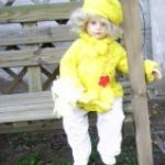 Прогулка с Элли - весенняя, солнечная, цветочная. Коллекционная кукла Hildegard Gunzel