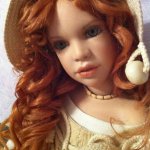 Нимфа гор Майя — старшая из семи сестер-плеяд, дочерей Атланта и Плейоны или кукла Хенри и Зофьи Завиружински, Zawieruszynski