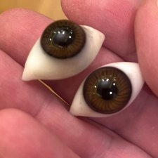 Ранние антикварные глазки папервейт