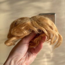 Старенький парик, натуральный мохер для куклы