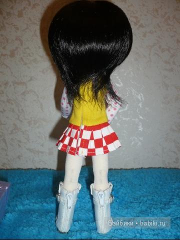 Модница Наоми — Худжики (фото 6)