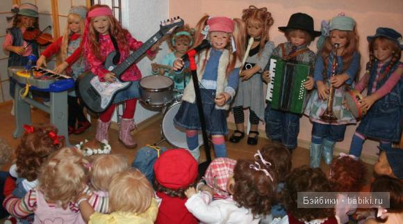 Чужие коллекции кукол (Куклы Ренаты 1)