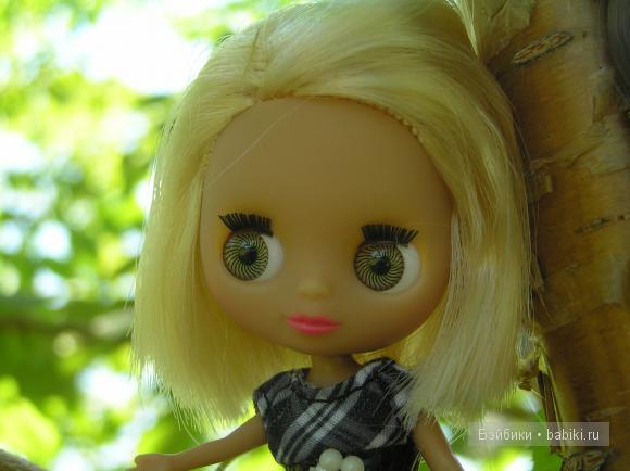 Blythe, Наsbro