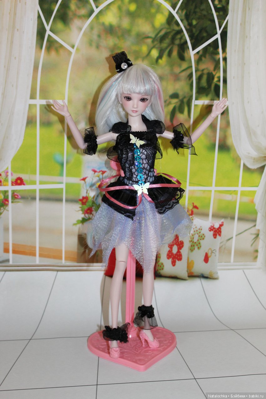 Обзор новой куклы Звезды подиума 29 см (фото 6)