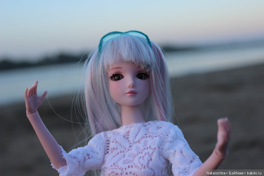 Проводили солнышко и встретили луну! Прогулка с куклой Звездой подиума 29 см (фото 4)