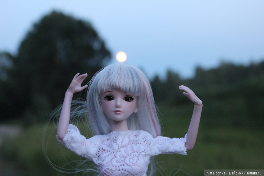 Проводили солнышко и встретили луну! Прогулка с куклой Звездой подиума 29 см