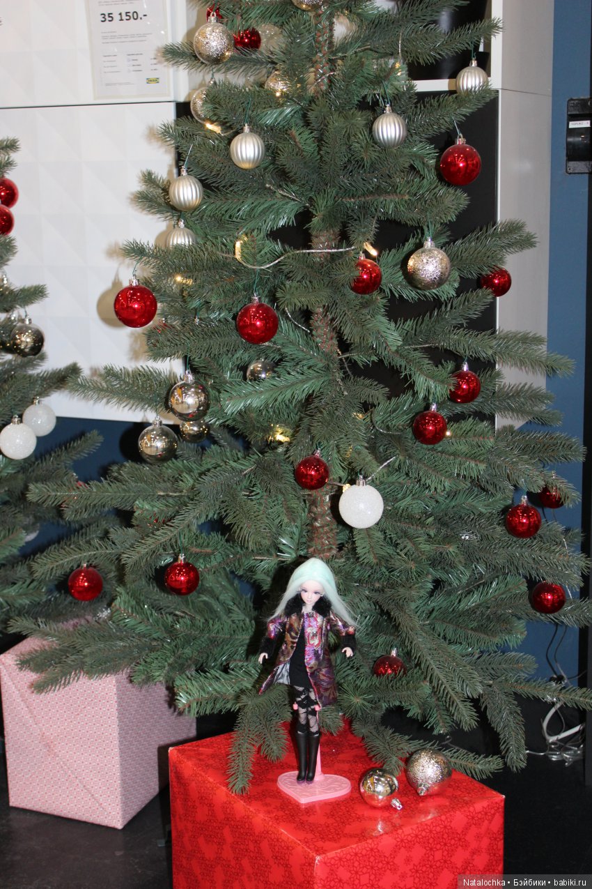 Предновогодняя прогулка с куклой Черри Звезда подиума 29 см (фото 5)