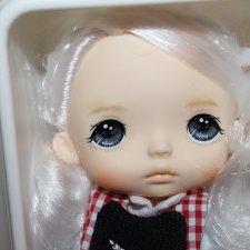 Куколка Хiaomi Monst "Блондиночка", 20 см. Очаровательный кукло-ребенок ждет)