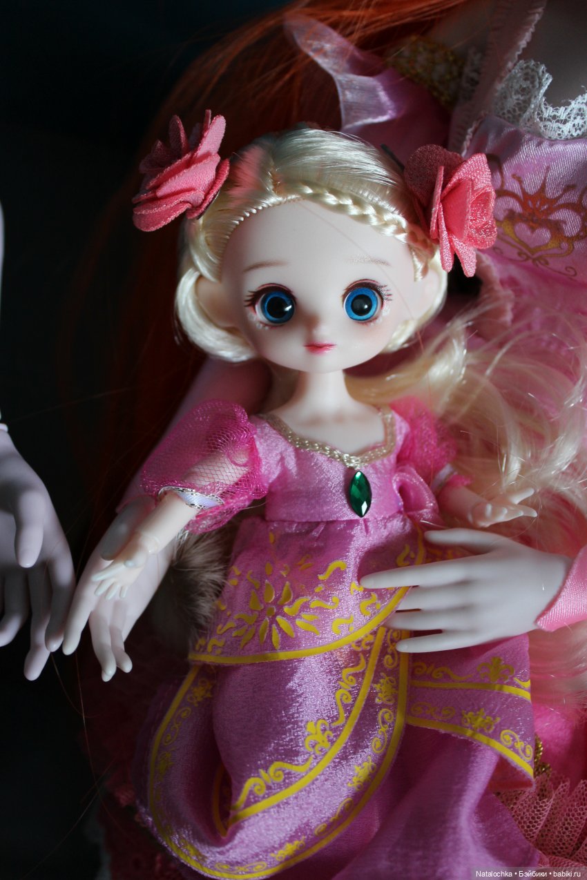 В гостях у Милли новенькие Звездочки (куклы "Звезды подиума" 60 см и 17 см)