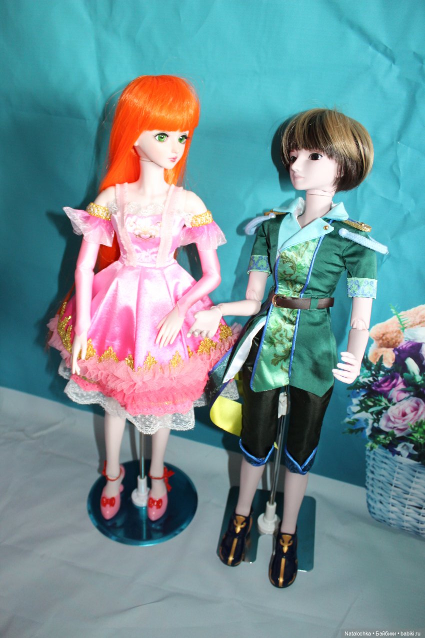 В гостях у Милли новенькие Звездочки (куклы "Звезды подиума" 60 см и 17 см)