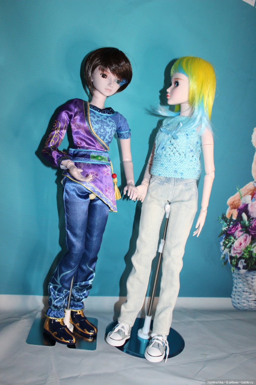 К Анжелике приехал новый друг (куклы "Звезды подиума" 60 см)
