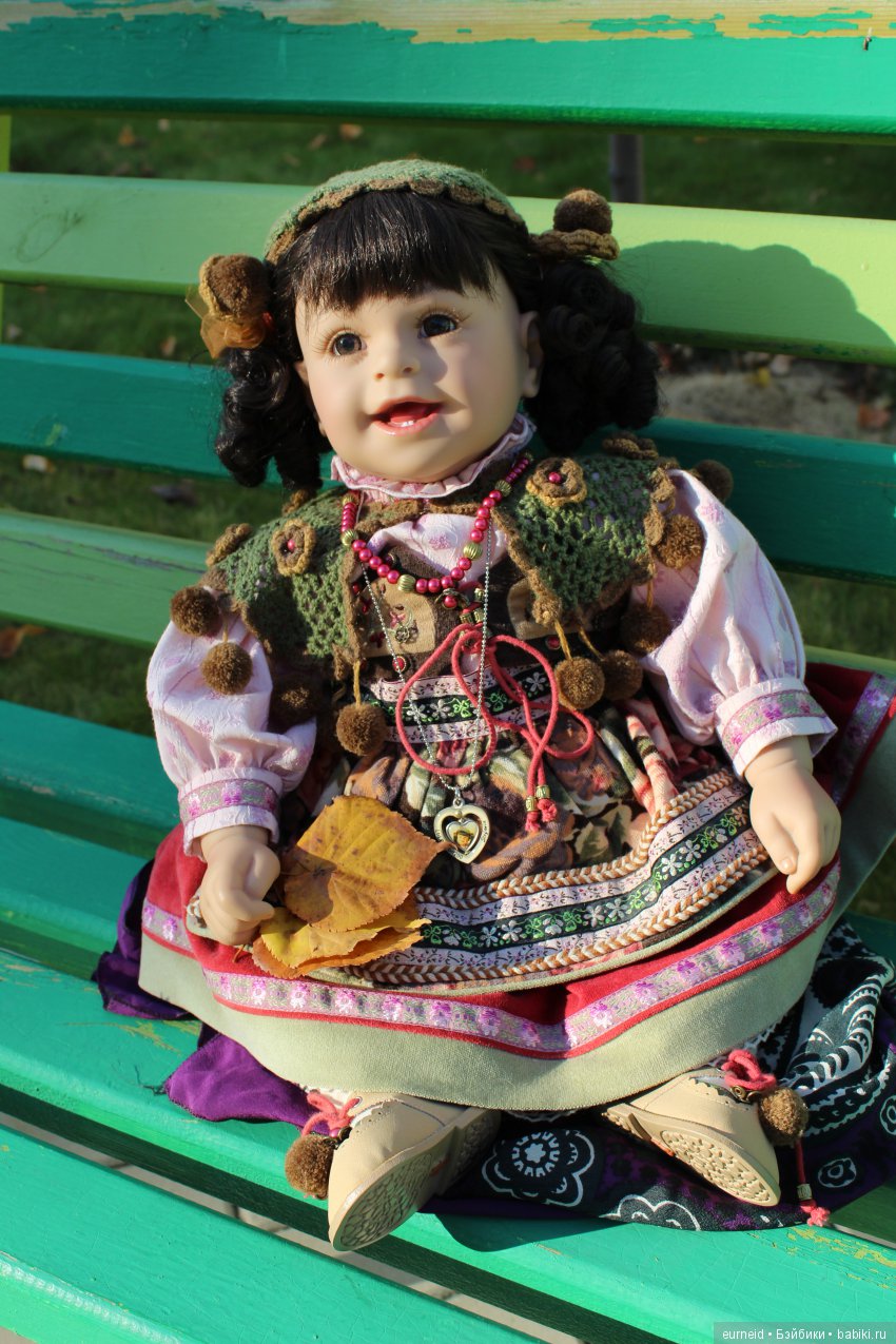 Итальянка Стефания из серии Адора Дети мира