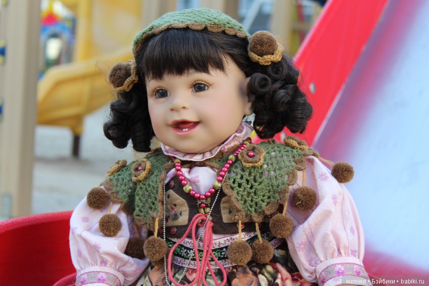 Итальянка Стефания из серии Адора Дети мира