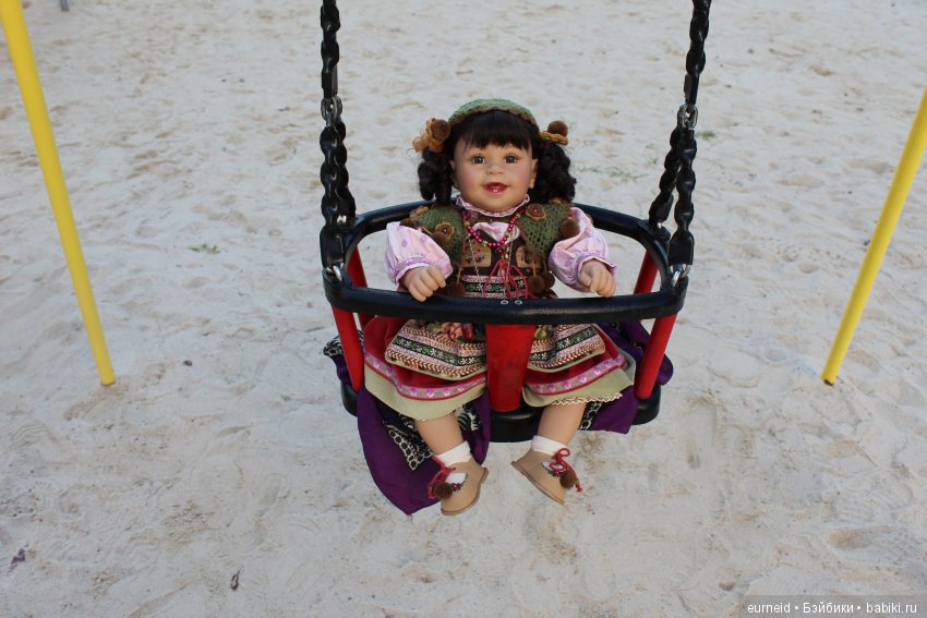 Итальянка Стефания из серии Адора Дети мира