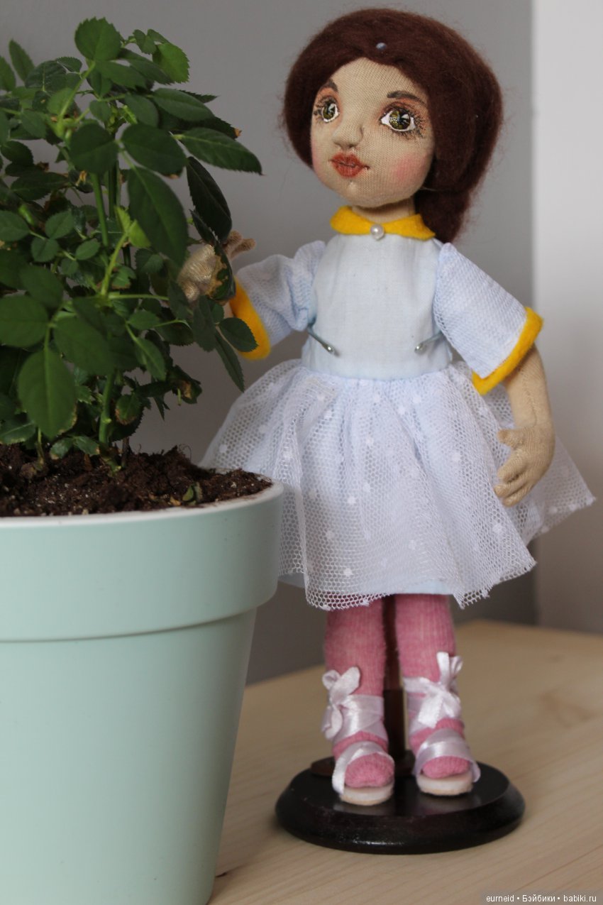 Проба пера в текстильной кукле (фото 4)