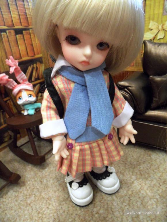 Подкидыш бжд, или, У семерых нянек дитя без глазу