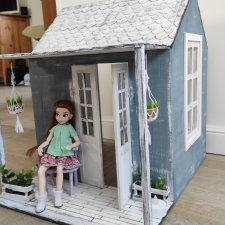 Большой дом румбокс с мебелью и террасой