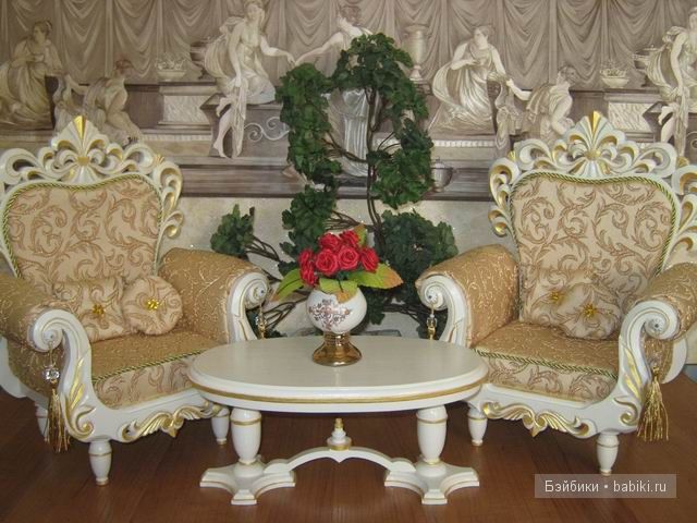 Эксклюзивная кукольная мебель - кресла и столик,нашей авторской работы