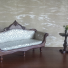 Продам диванчик для кукол ростом от 16 до 18 см