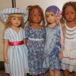 Вы двойняшки? Нет мы близняшки.