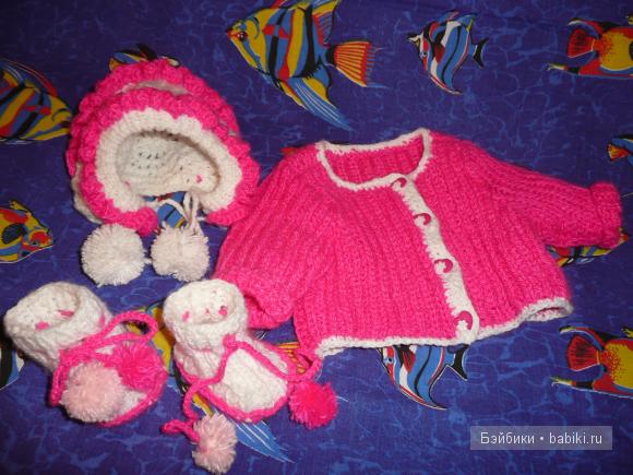Тёпленький костюмчик для Маритты.
