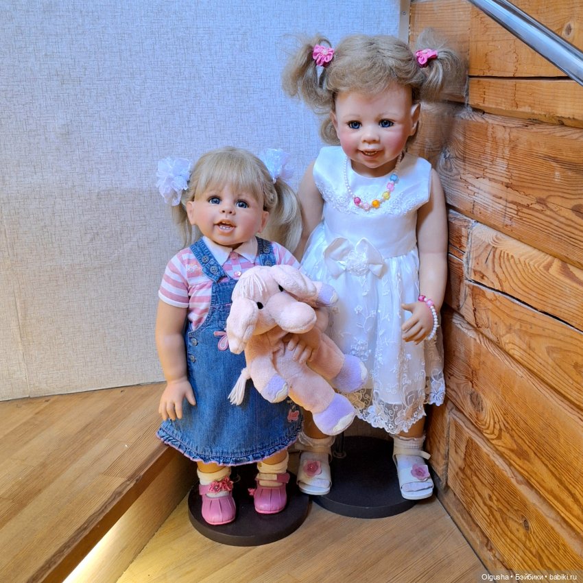 По дороге в Мастерскую — Коллекции игровых кукол (Playline): фото полок (фото 5)