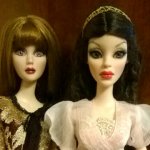 Эванджелин и Парнилла Гэстли.