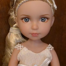 Очаровательна Полина