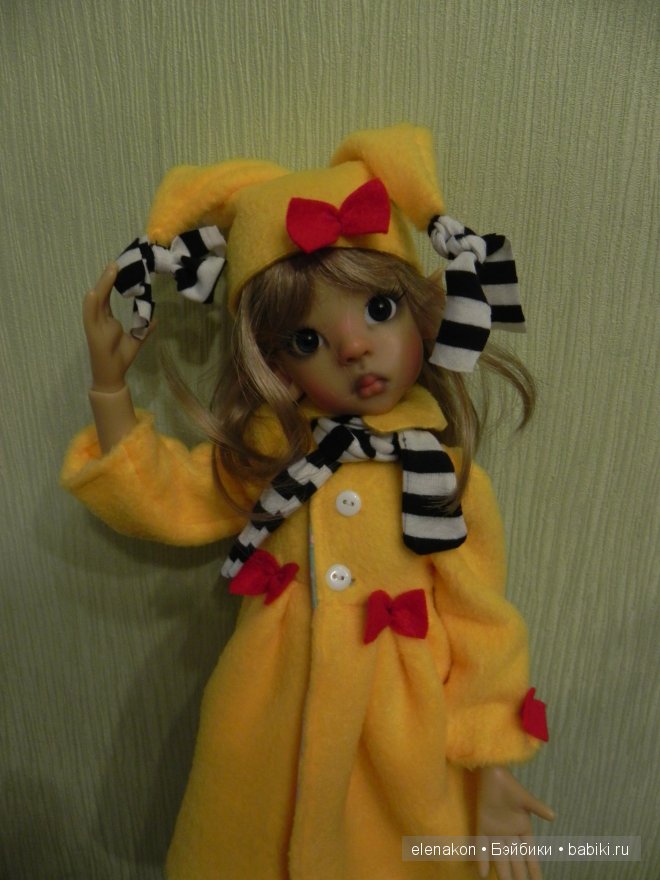 Осенняя пчёлка. Kaye Wiggs, Layla