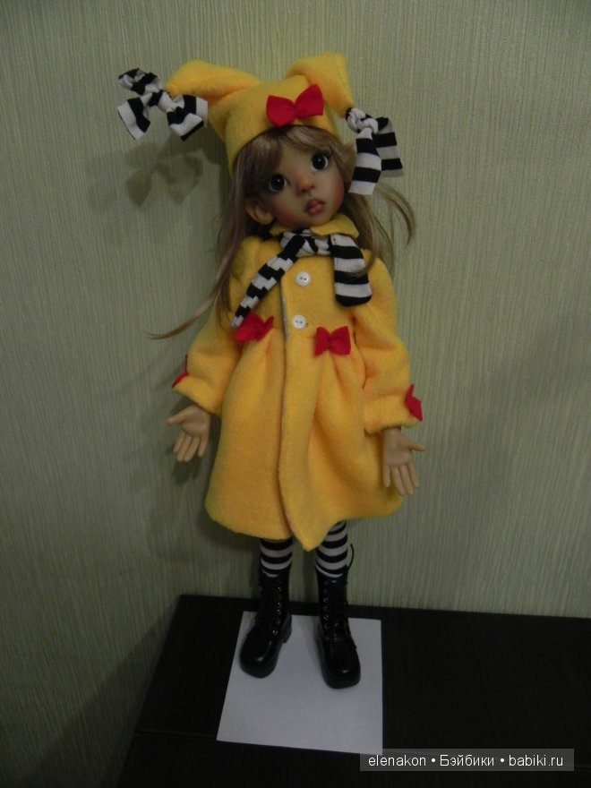 Осенняя пчёлка. Kaye Wiggs, Layla