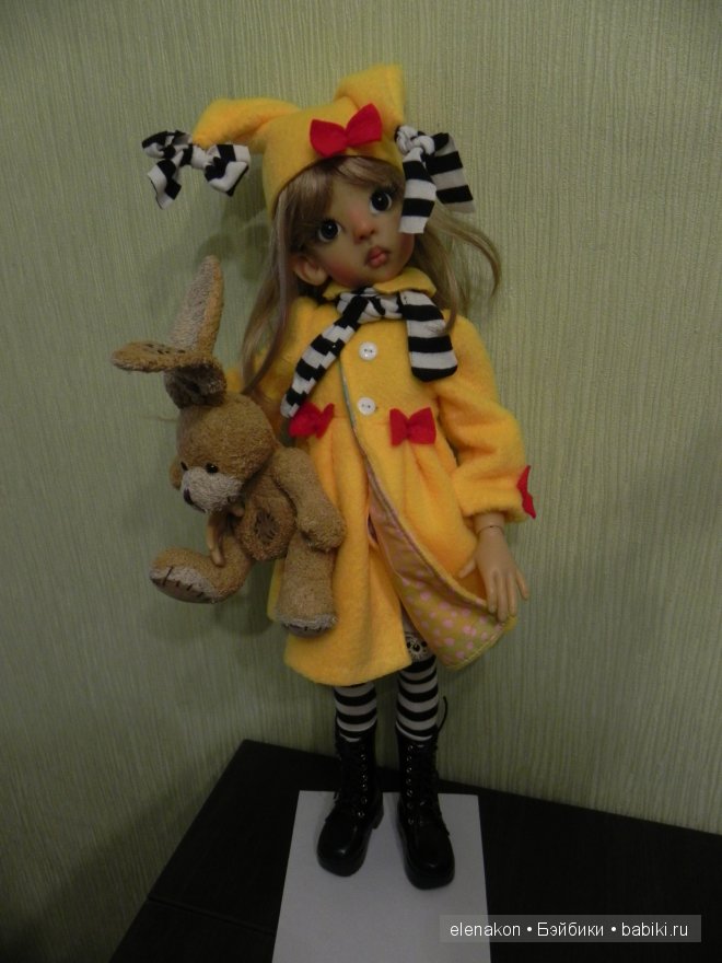 Осенняя пчёлка. Kaye Wiggs, Layla