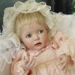 Фарфоровая кукла Беатриса