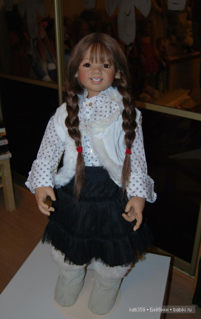 И снова малышка ИЛАИ от Annette Himstedt или наши переодевалочки (фото 4)