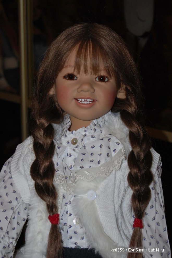 И снова малышка ИЛАИ от Annette Himstedt или наши переодевалочки (фото 3)