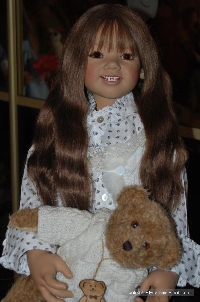 И снова малышка ИЛАИ от Annette Himstedt или наши переодевалочки