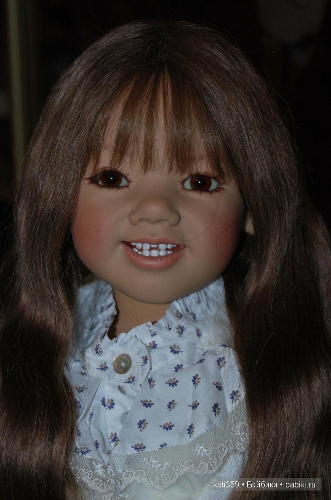 И снова малышка ИЛАИ от Annette Himstedt или наши переодевалочки