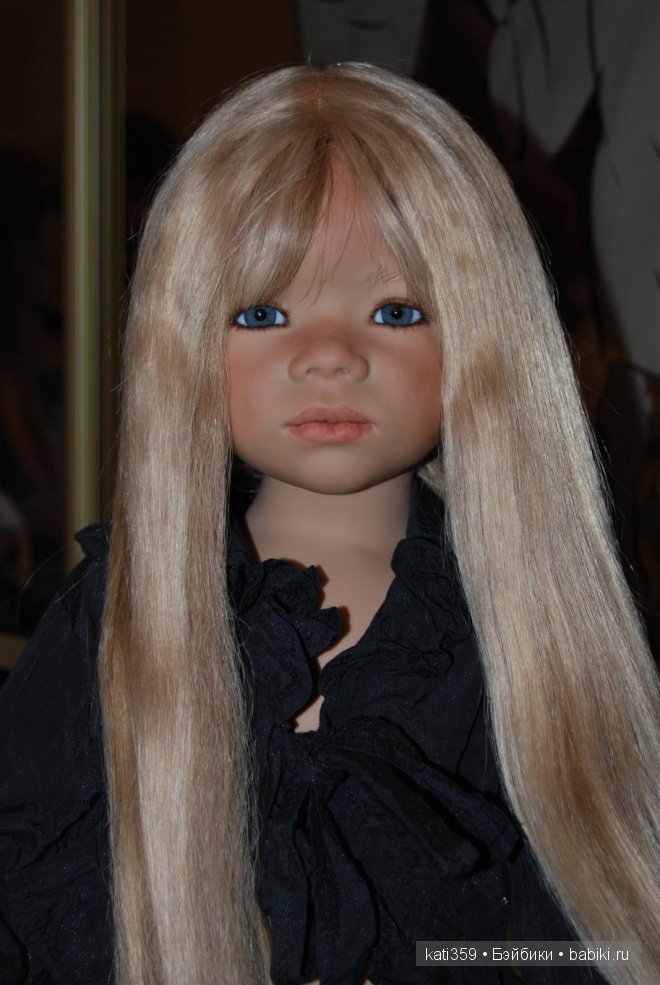 Примеряем обновочки к Новому году куколкам Annette Himstedt (фото 8)