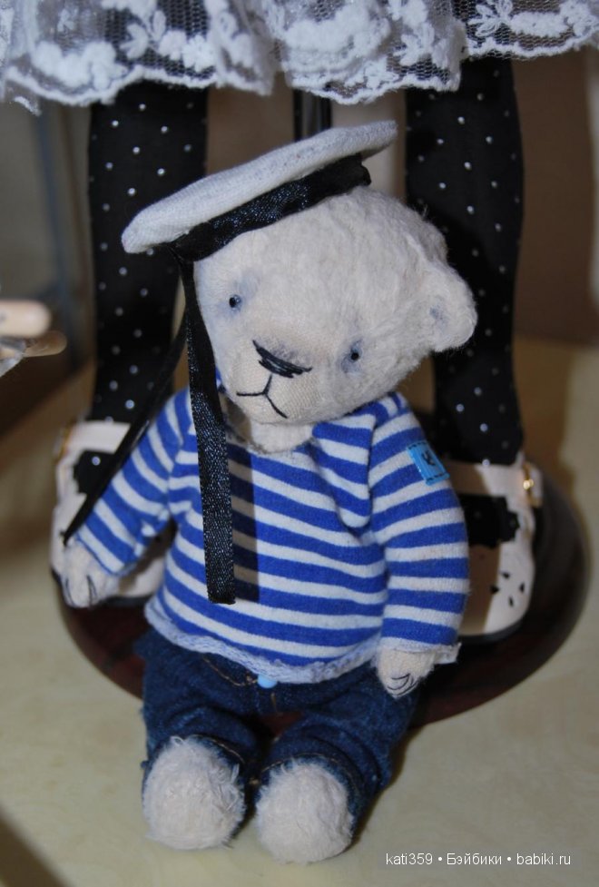 Моя морячка Ларочка со своей подружкой Мики от Kaye Wiggs