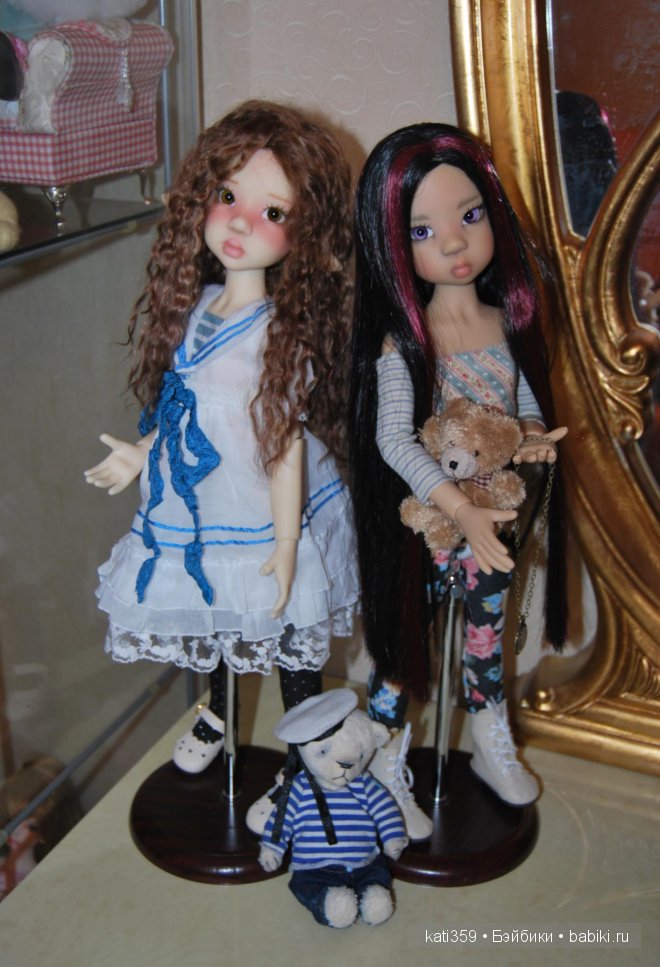 Моя морячка Ларочка со своей подружкой Мики от Kaye Wiggs