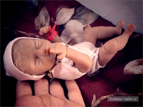 Малышка Дашенька из пластика