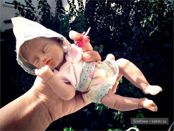 Малышка Дашенька из пластика