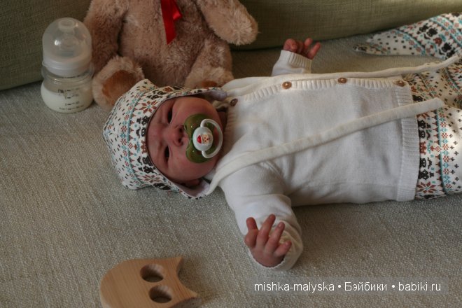 Мы ждём весну и кутаемся в тёплую одежду, смотря на стрелки и считая дни календаря