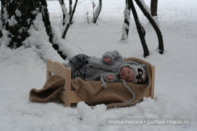 м м