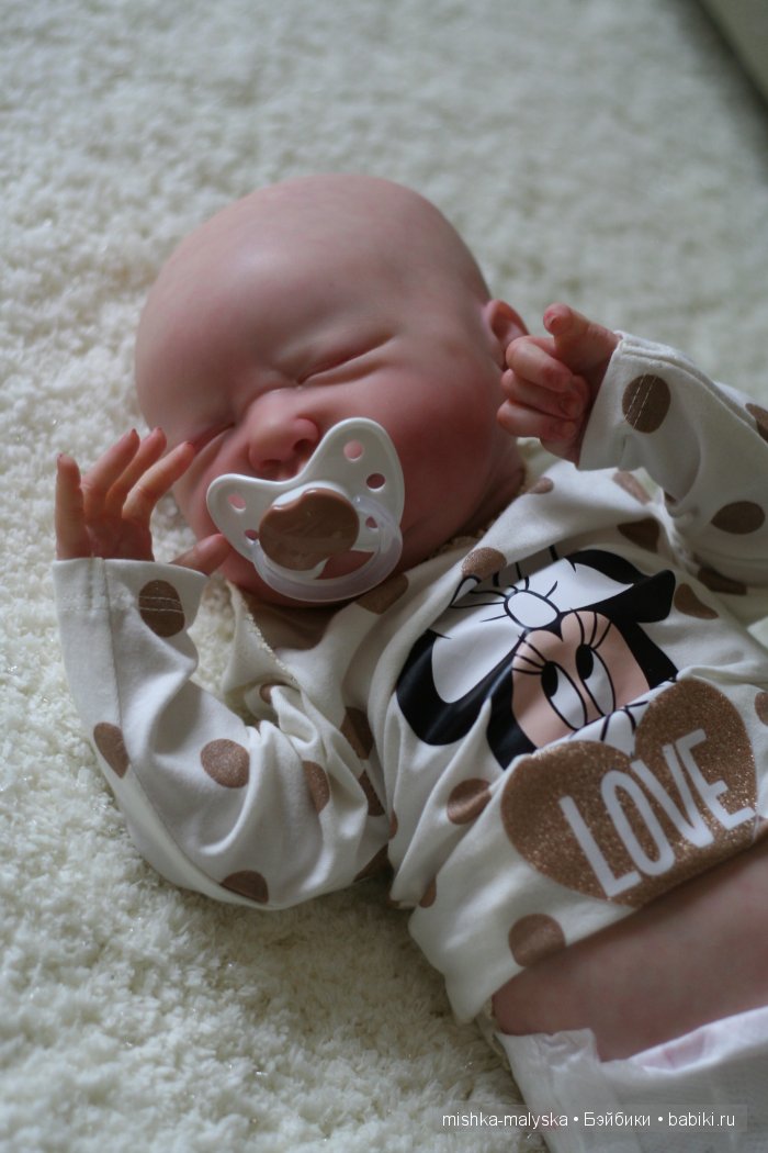 Мама, меня не буди, не надо, мне снится сон