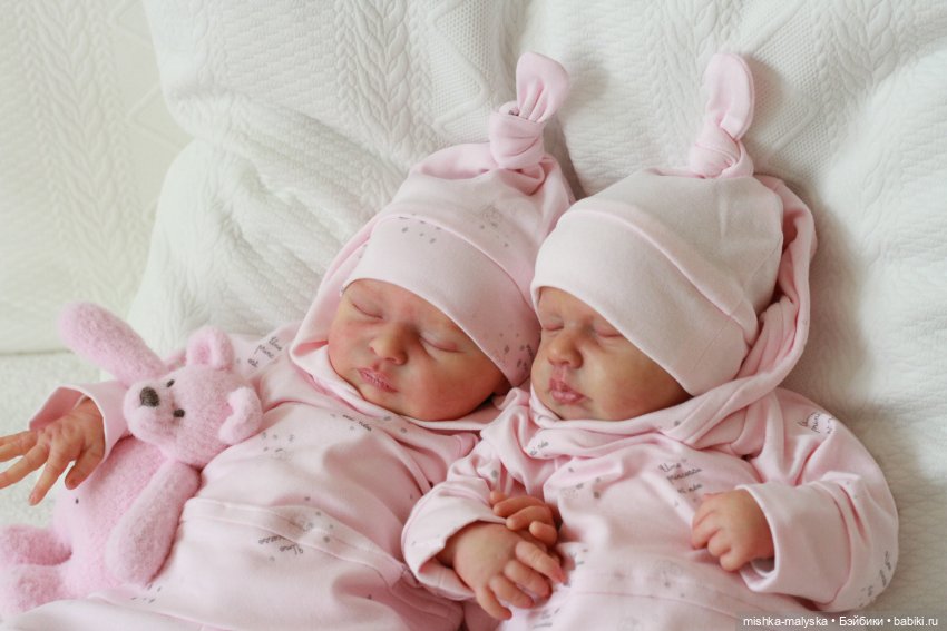 Лаура и Мика